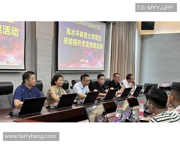 重庆羽毛球队技术革新引发热议助力竞技水平提升与发展 重庆羽毛球队技术革新引发热议助力竞技水平提升与发展